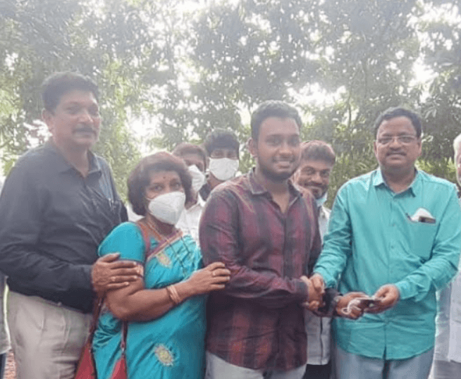 SUG member placed at top company